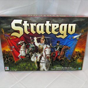Hasbro Milton Bradley 1999 Stratego Board Game - Vintage - Complete!